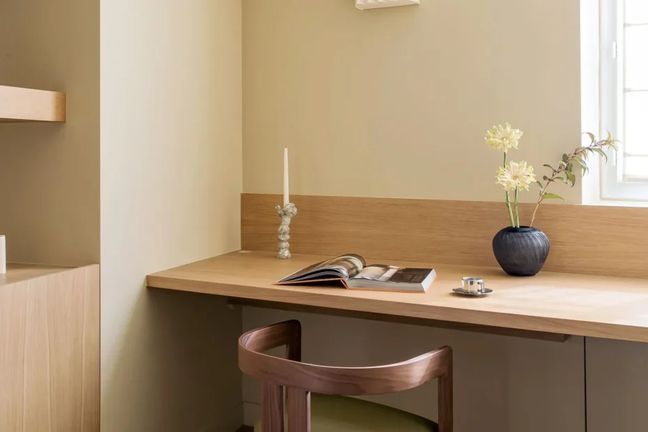 Scolarité à distance en famille nomade dans un cadre de travail simple et stable